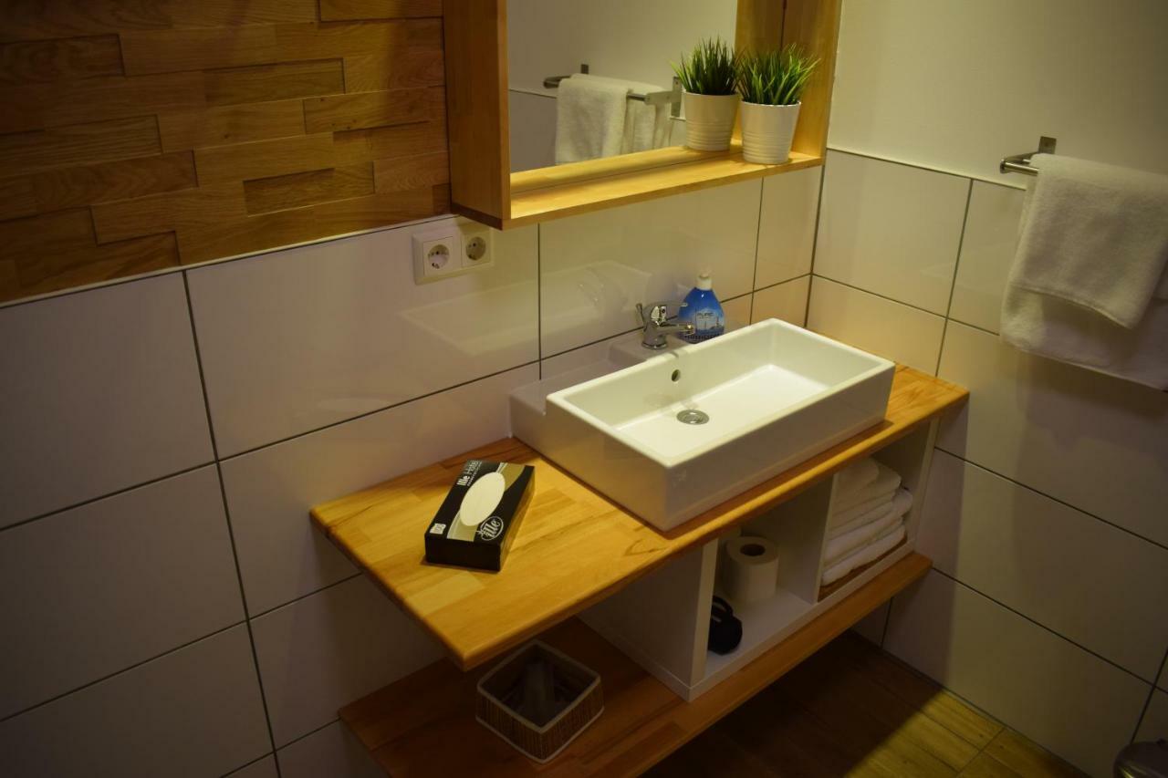 Apartmenthaus Erlenbach Erlenbach  Ngoại thất bức ảnh