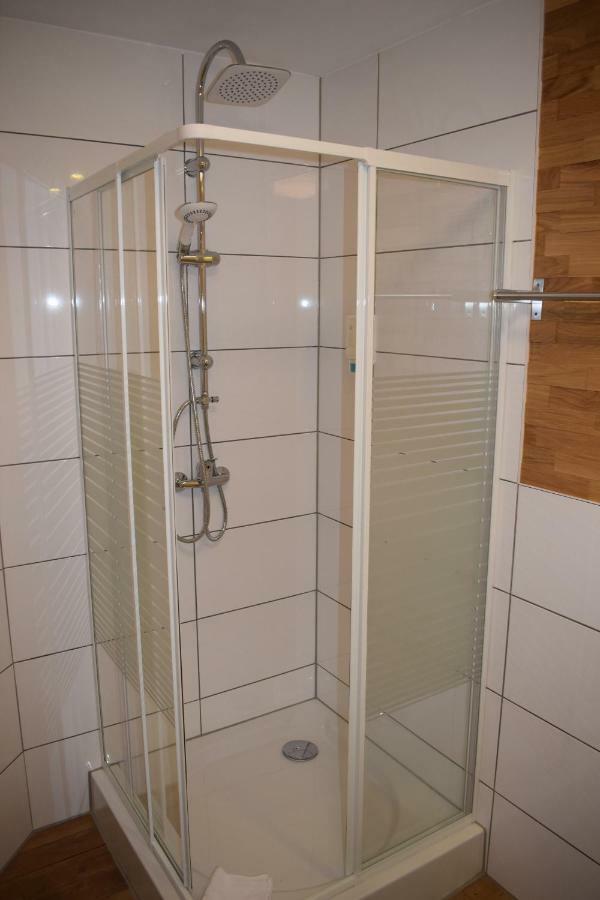 Apartmenthaus Erlenbach Erlenbach  Ngoại thất bức ảnh